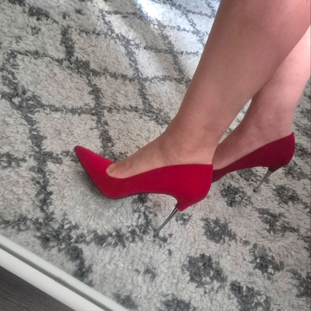 Elegant LeChateau Red Stiletto Suede Heels Pumps High Heel Sexy